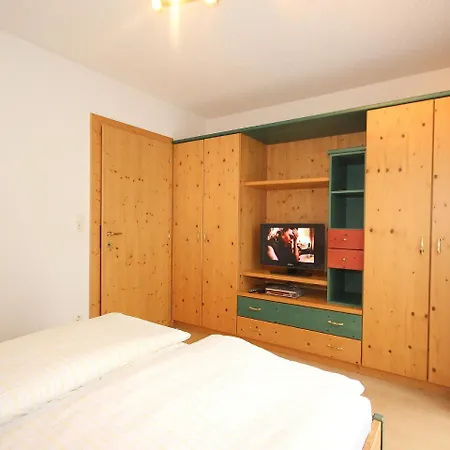 Rofan 227-1 Appartement *